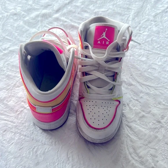 Nike Air Jordan Sneakers - Picture 5 of 5